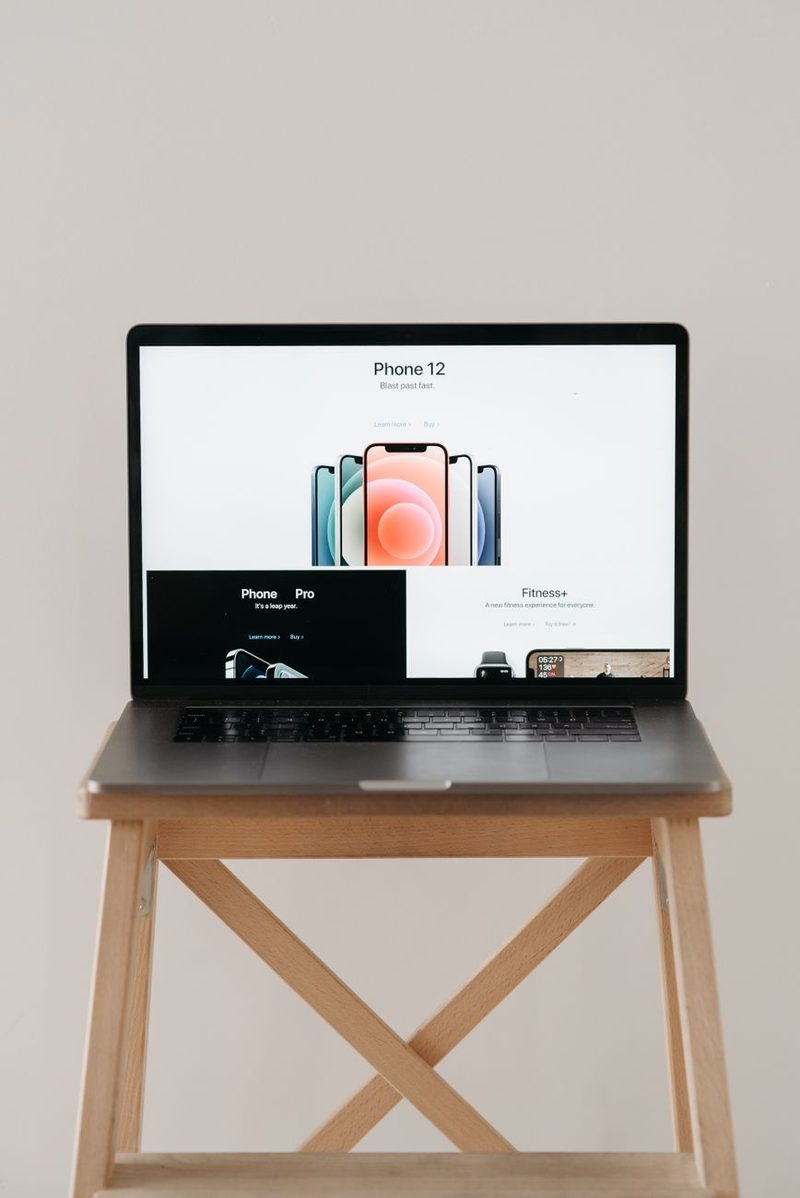Landing page responsive maquetada con Tailwind, adaptada a distintos tamaños de pantalla